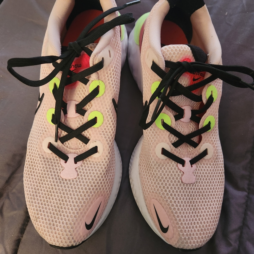 Nike Sneakers
